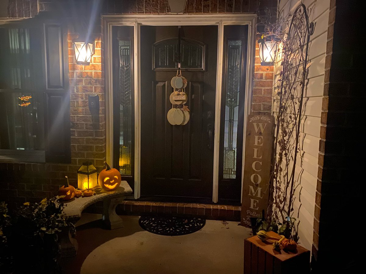 Halloween fun🧡 Ready for the Trick-or-Treaters🎃 #CandyGalore