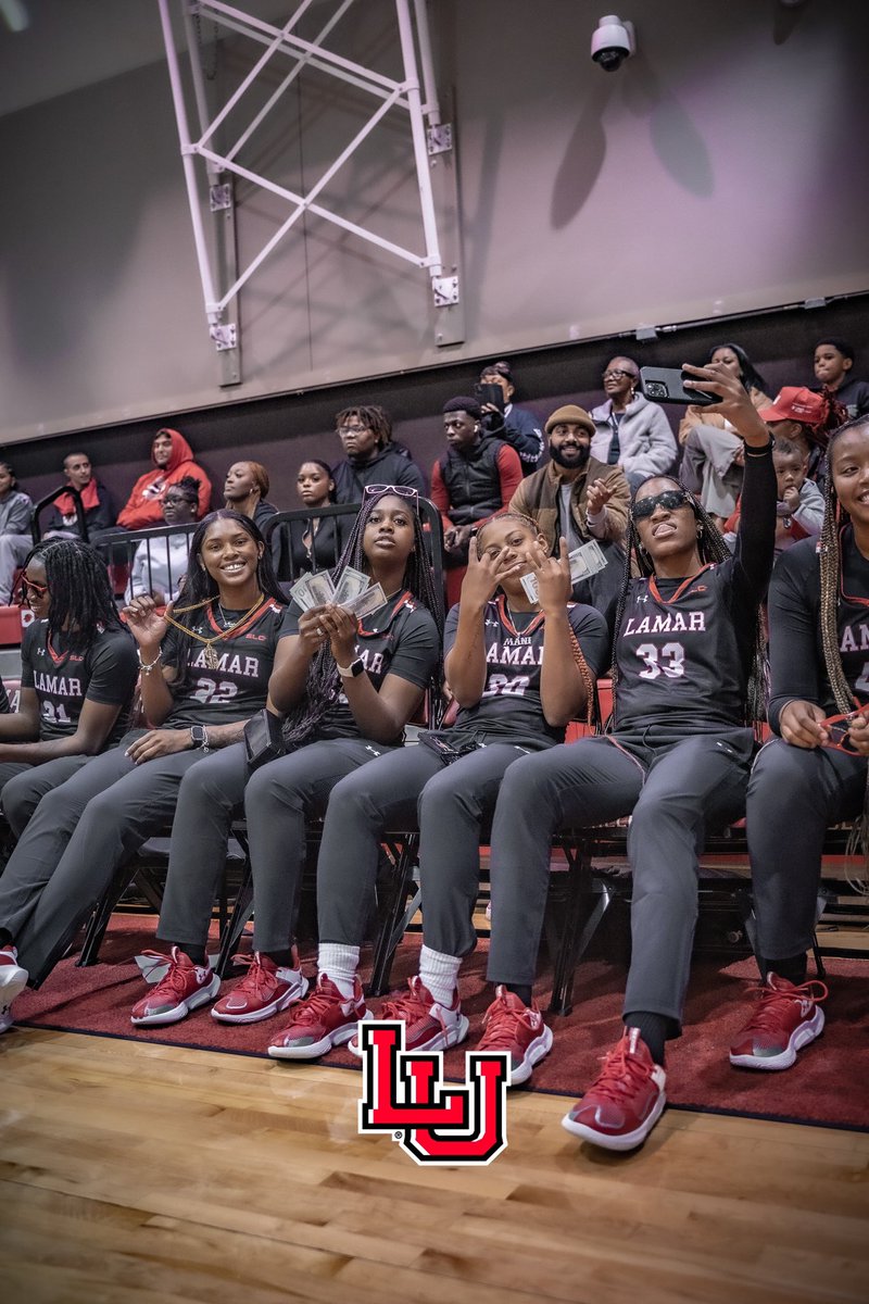 AnalyticalCoach's tweet photo. “This the part where all my partners know what we in it for
This the part where we gon' throw us a party after the war”

La〽️ar 

〽️adness

🔴 〽️cDonald 〽️ayhem 🔴 https://t.co/GLzULIHeKx