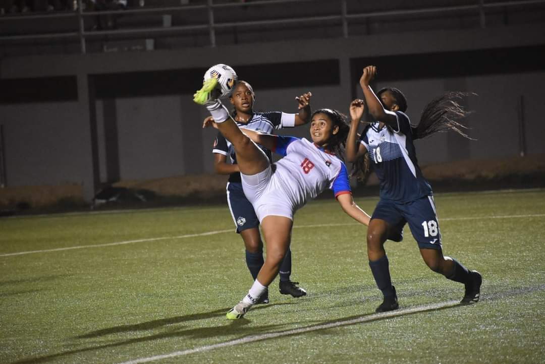 belizeolympic's tweet photo. What an incredible moment! ⚽ Katie Jones of the Women's National Football Team secured the first goal of the night in yesterday's match against Turks and Caicos. 🌟🇧🇿

📸 National Female Football-BELIZE 

 #BelizeFootball #GoalScorer #RoadToGoldCup https://t.co/9bKfkdNzJC