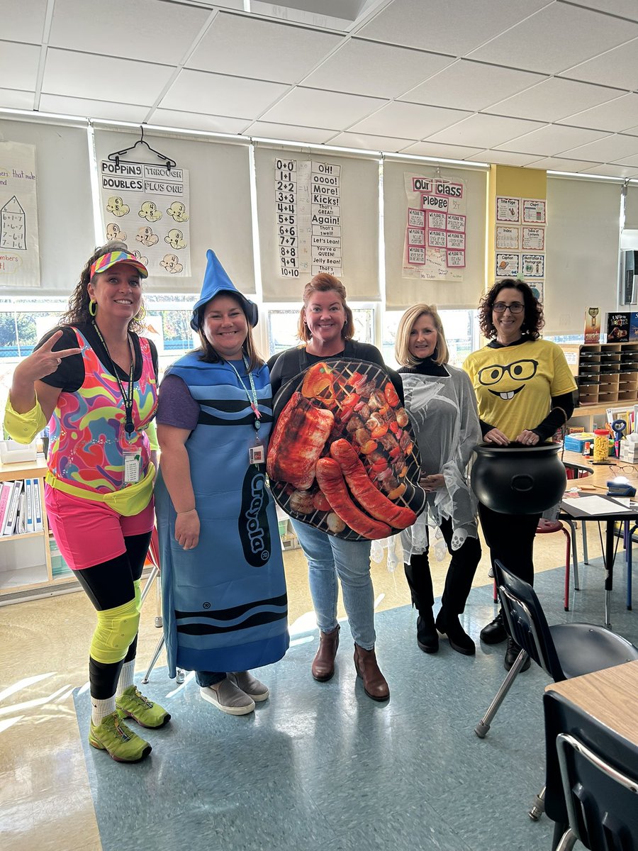 LorieeiroL tweet media