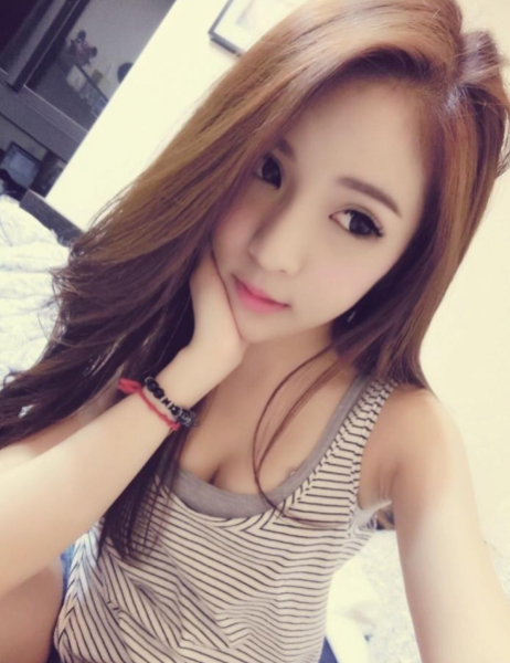 caroldancer10's tweet image. #高雄市小港區工作室  83年次  #台灣女生有自己的套房 安全隱密  #優惠按摩乾淨整潔  熟客電話聯繫 #轉推留言愛心加追蹤 越轉優惠越多 #高雄市單身交友 #高雄市按摩 #左營區 #小港區 #大寮區服務時間;上午10點到晚上12點  我的LINE: #37377mh服務特色：#油壓 #按摩 沒有誠意不要打擾 #新增水