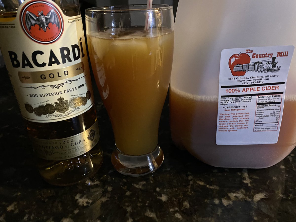 TurfSpartanLord's tweet photo. #FallFinish to a great #Halloween 
Local Cider + Not So Local Dark Rum
#FallClassic on the TV #GoAndTakeIt 
Life is Good! https://t.co/tZPv84GkpI