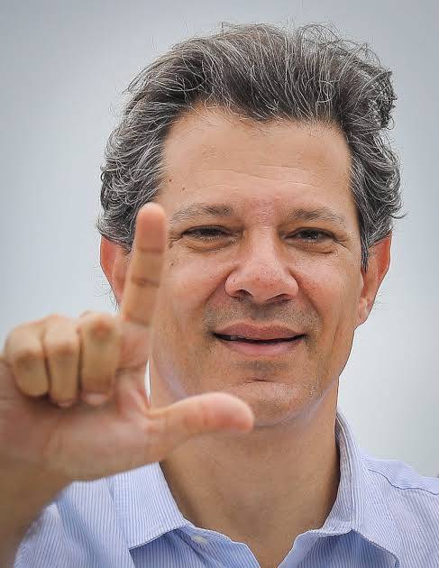O Mninistro <a href="/Haddad_Fernando/">Fernando Haddad</a> está conduzindo com maestria a economia do Brasil, que por sinal está sendo muito bem avaliada pelo mundo, já somos a 9° maior economia entre as 20 maiores do planeta! Parabéns Haddad!