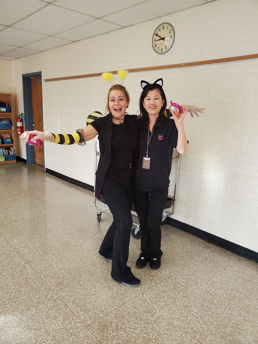 What fun it was celebrating Storybook Character Day with my fellow  <a href="/ForestdaleES/">Forestdale ES</a> readers! <a href="/FCPSRegion6/">FCPS Region 6</a>