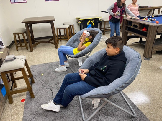 jhillhornet20's tweet photo. @almshornets 1st Hornet Pride Pass redemption day of the year was great! Students played pool, air hockey, Mario, Pac-man, cornhole, etc. in the rewards room. Some teachers joined in on the fun also. #AMSproud #LivingstonMADE #SWPBIS #AnotherGreatDayToBeAHornet @Livingston_PPS https://t.co/7mXIEymtUR
