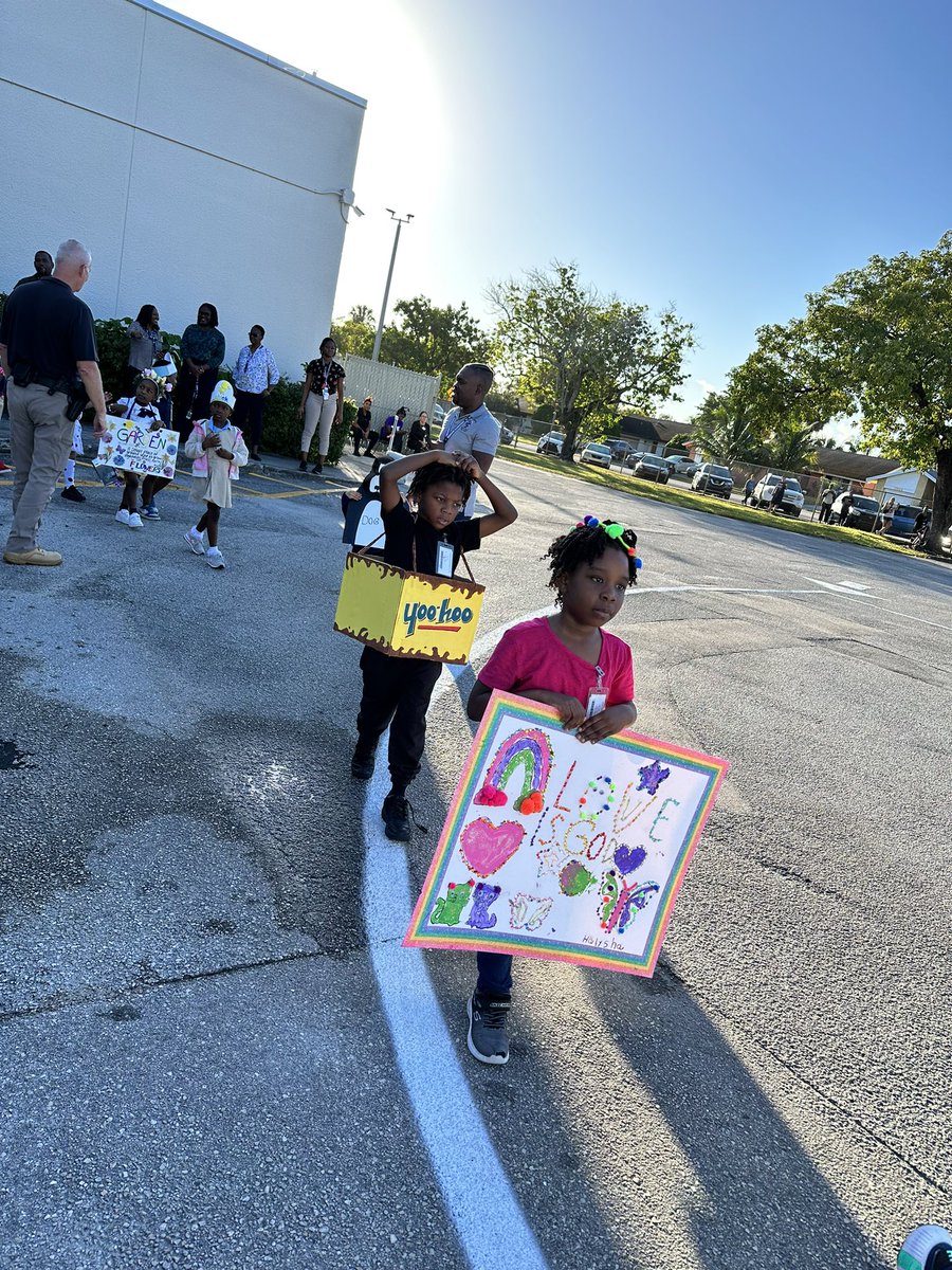 Morrow Elementary (@morrowelem) on Twitter photo What an amazing day! Thank you to our amazing literacy coach, Ms. Morales, for organizing our Vocabulary Parade! Our teachers, parents, and students went all out to learn new words—especially in Science! <a href="/browardschools/">Broward Schools</a> <a href="/BCPSNorthRegion/">BCPS North Region</a> What an amazing day! Thank you to our amazing literacy coach, Ms. Morales, for organizing our Vocabulary Parade! Our teachers, parents, and students went all out to learn new words—especially in Science! <a href="/browardschools/">Broward Schools</a> <a href="/BCPSNorthRegion/">BCPS North Region</a>