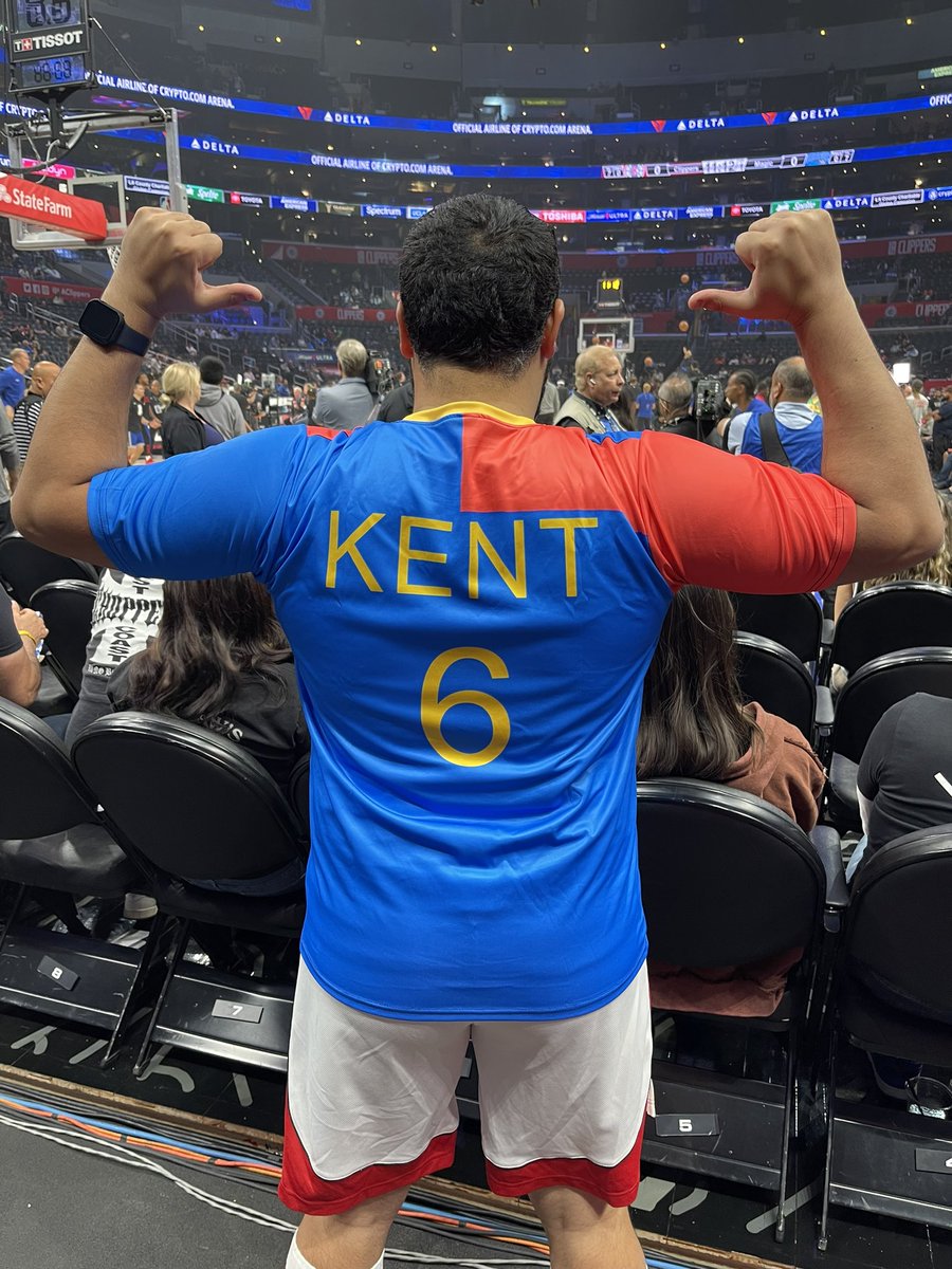 Tomer Azarly tweet media