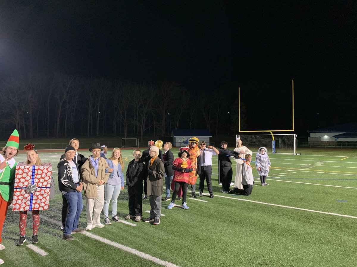 cedarcrestband's tweet photo. Great rehearsal and Band-o-ween! Cool costumes and treats for everyone! Last push to championships this weekend! #bandoween #ccmb23 #trickortreat #mostlytreats #bandfun #costumes https://t.co/mvXBLFk662