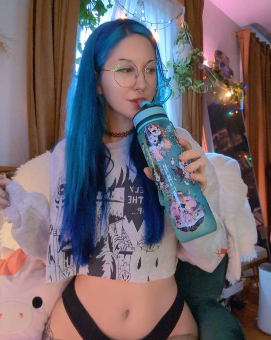 ohhi fancy seeing you here. my store is reopening ♡  https://t.co/A2nxccHZxa https://t.co/rLqGP3BTgP<a href="/tag/nsfwtw"class="tags"><span>#nsfwtw</span></a>