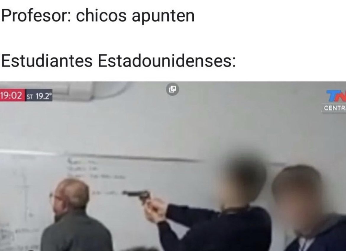 AudiFC14's tweet photo. @NoContextHumans Simple https://t.co/Wy1MZ6C0uF