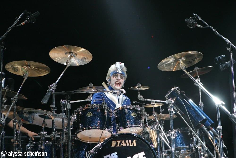 Happy Halloween!

Here’s a photo of Stewart Copeland from The Police’s reunion show at Madison Square Garden in 2007.