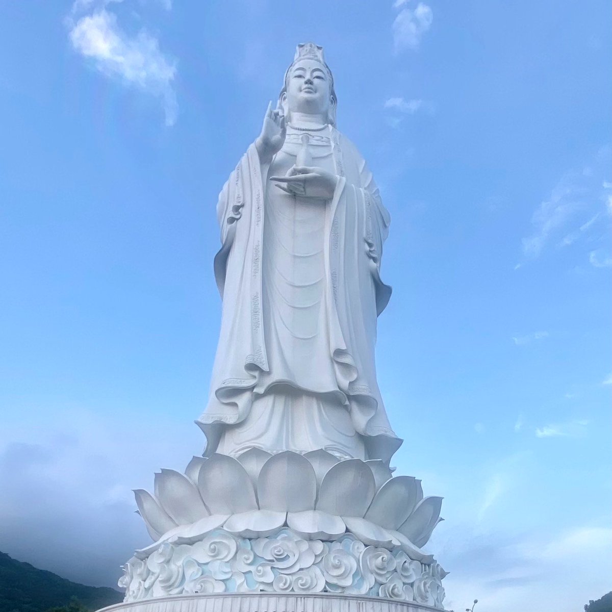 HoangTrang2906's tweet photo. CĂN SỐ VÀ NHỮNG ĐIỀU CẦN BIẾT
Con người sinh ra ai cũng có căn. Căn được hiểu là gốc rễ, là cội nguồn của bản thân mỗi người và được hình thành nên qua nhiều kiếp. Số là số mệnh, bản mệnh của bản thân mình do thiên cơ định sẵn.
#tutap #canso #phapphuc https://t.co/4o74QK61zG