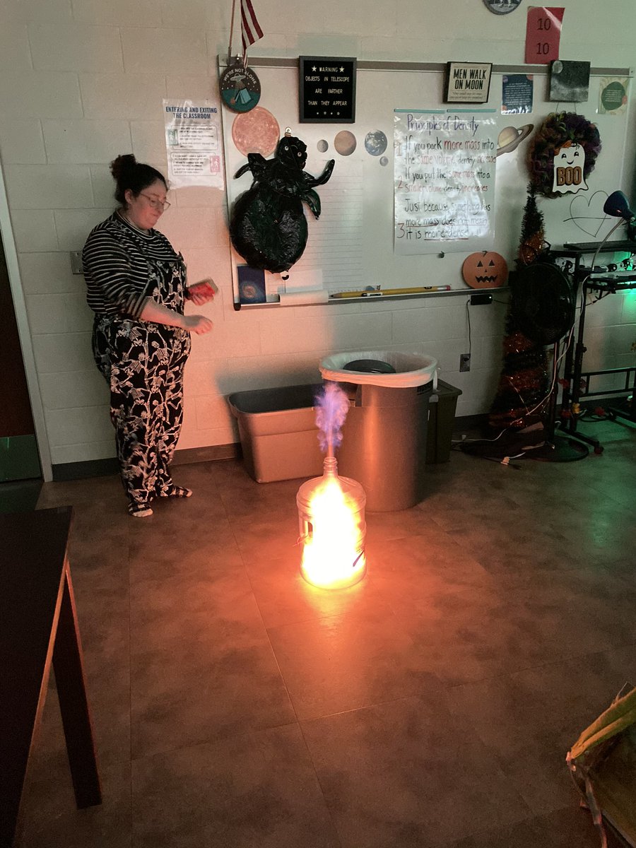 Jacqueline Heineman (@ravenscience1) on Twitter photo Ms. DiBenedetto in her element demoing chemical reactions with added creative stories for each experiment!! #highengagement 🧡🎃 <a href="/DrAnthonyMS/">Anthony Middle School</a> <a href="/OffBrandMsFrizz/">DiBenedettoScience</a> #ravensRISE Ms. DiBenedetto in her element demoing chemical reactions with added creative stories for each experiment!! #highengagement 🧡🎃 <a href="/DrAnthonyMS/">Anthony Middle School</a> <a href="/OffBrandMsFrizz/">DiBenedettoScience</a> #ravensRISE