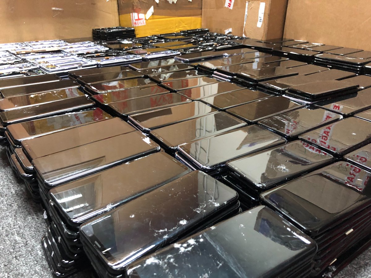 Bulk recycling of Apple, Samsung, Huawei screens and old used phones.

WhatsApp：86-18038100126