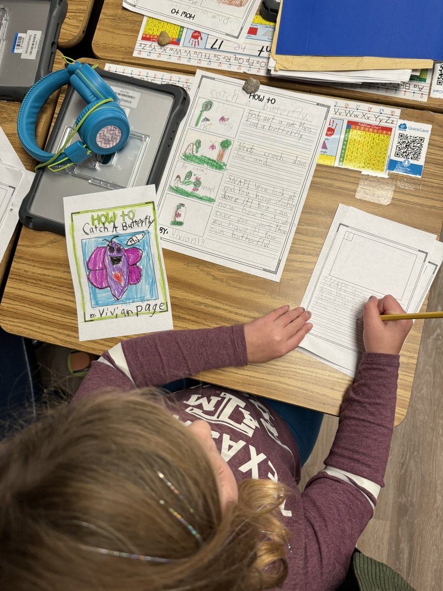 MrsFrench1grade's tweet photo. Writers Workshop Time! Love watching everyone at different stages of their How To Teaching Booksπ@mooretolearn https://t.co/zCQDgoEQqh