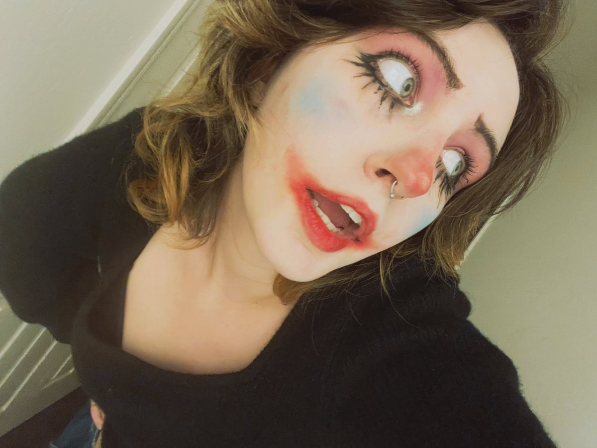 mangotemmie's tweet photo. honks my nose at you or something idk https://t.co/ToTlxzowI4
