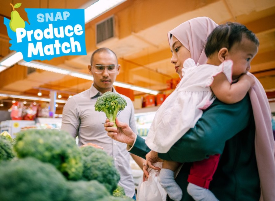 📷📷Instantly get a coupon when you use EBT to buy fresh produce from select stores using Produce Match! ACRS can help you check if you and your family qualify for SNAP. Learn more about Produce Match at ow.ly/n5AE50Px3Sr