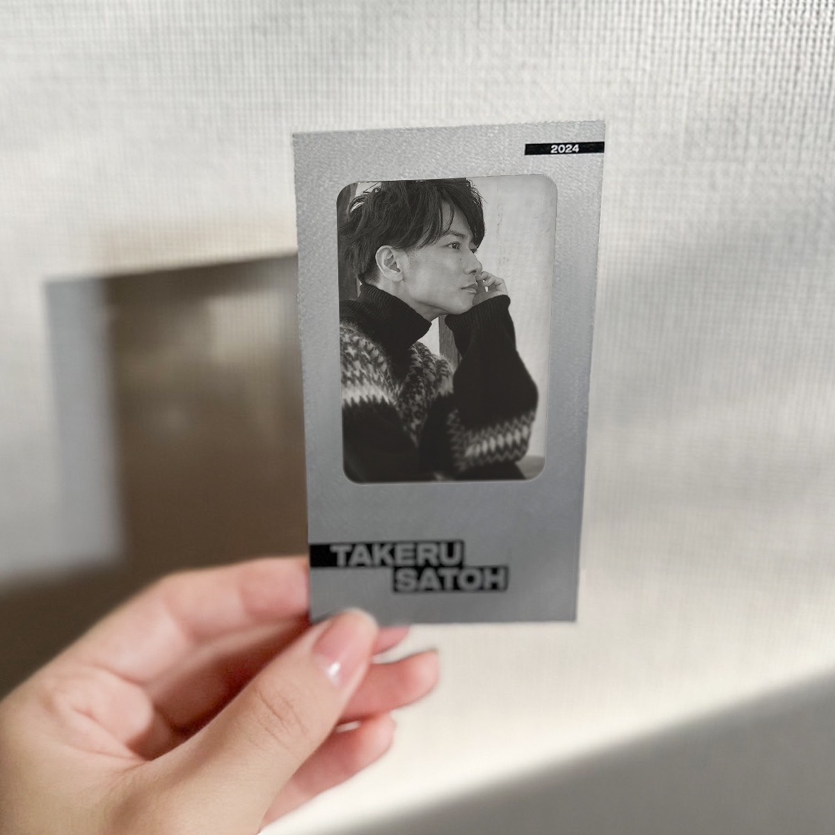 colavo_shop's tweet image. 【#佐藤健 商品情報】

／ 
佐藤健 2024年カレンダー＆最新グッズ
予約終了まであと5日！！
＼

🎁特典🎁
対象商品を1点以上ご購入かつ、
総額の商品代金が5,000円(税込)ごとに
&apos;NOVELTY LOOK BOOK CARD&apos;
（全３種/ランダム封入）を1枚プレゼント！

🔔11/5 23:59まで🔔
お見逃しなく！