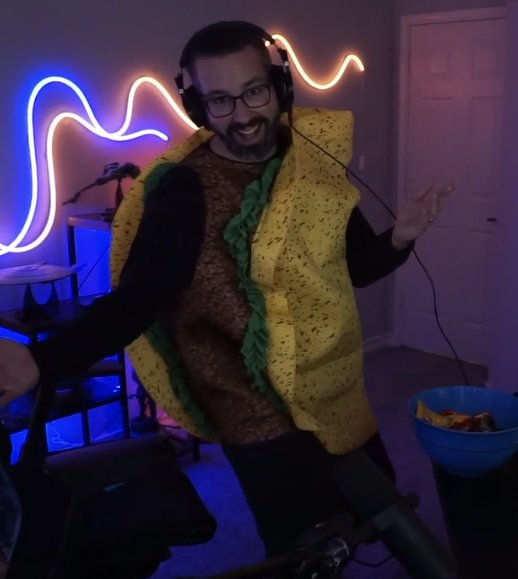 Sara Bloodsworth tweet media