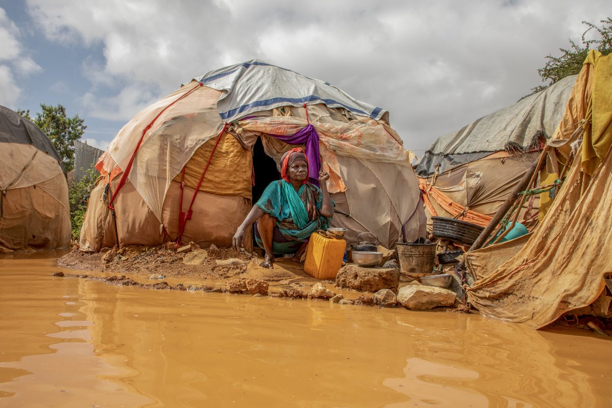 In October flooding in #Somalia affected nearly 280,000 individuals via <a href="/OCHASom/">OCHA Somalia</a>

If the rains persist as predicted those who have been displaced will be most severely affected. 

 #preparedness will ensure provision of life-saving assistance in the face of this ongoing crisis.