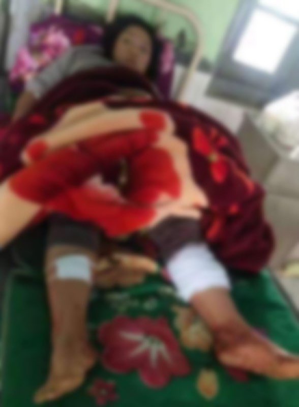 MoeSatKhinn's tweet photo. Local Armed Insurgents #MNDAA #KIA #TNLA #AA #PDFterrorists violating international law by harming civilians in efforts to attack the Government forces in Myanmar๐ฒ๐ฒ .
#WhatsHappeninglnMyanmar https://t.co/dfxbjtMq2o
