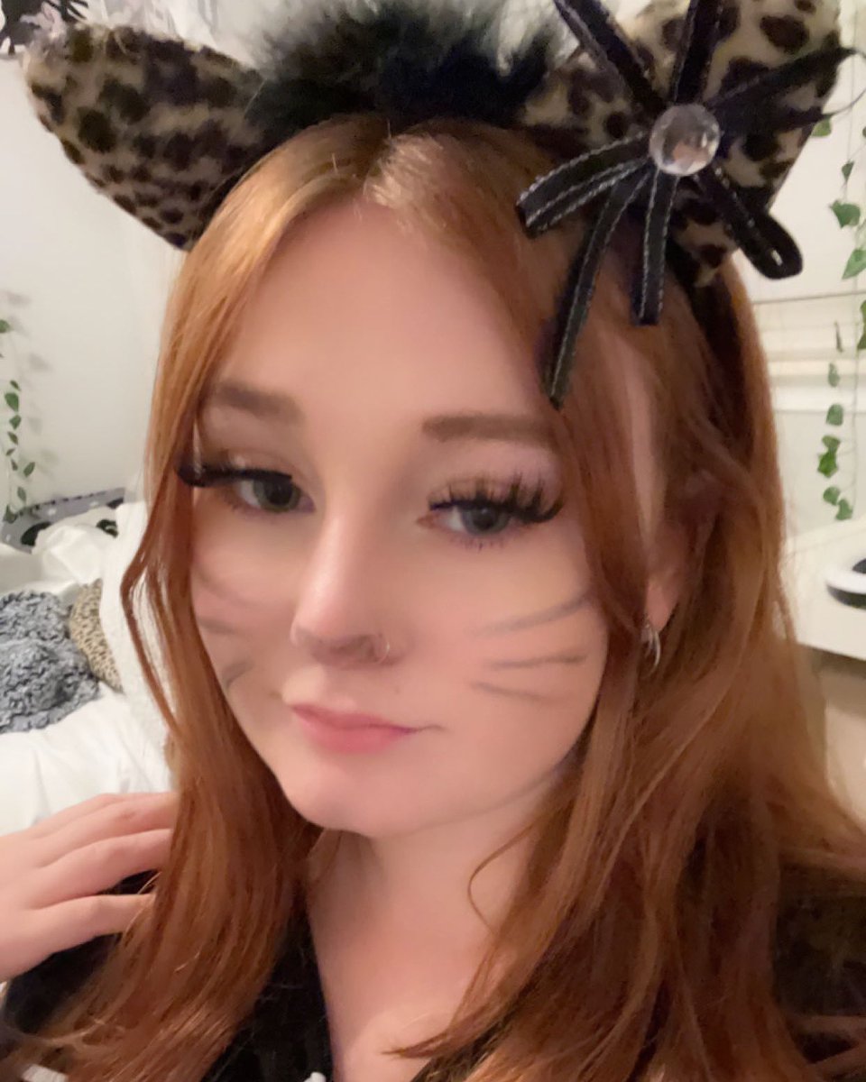 kaysky04's tweet photo. Rawr 🐯 https://t.co/kNJEURYstQ