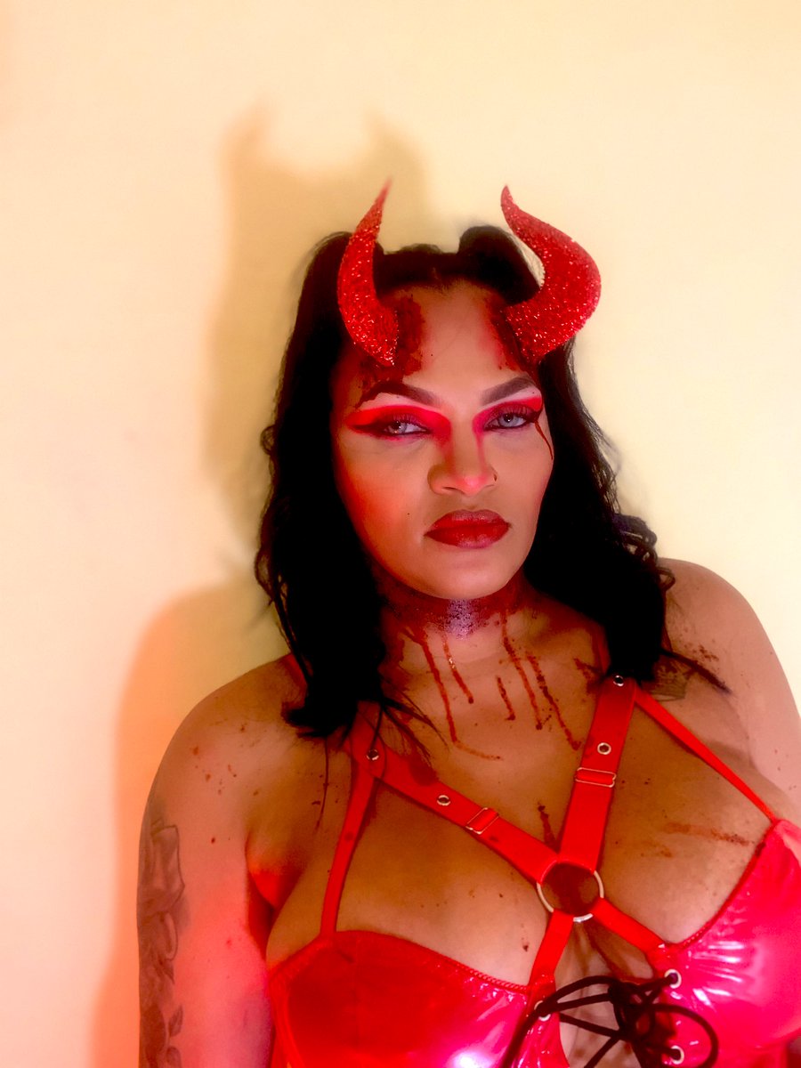 Happy Halloween 🎃. No hay truco solo dulce 🍬 🍭🍬 .  #Halloween #diaboliklovers #dulces #dulceotravesura