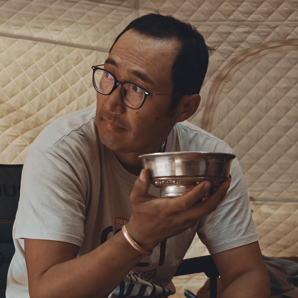 Camp_Relax's tweet photo. On this trip, we went to our hometown and built our 5-meter diameter ToviTent next to my uncle's home and rested comfortably for two days. 
Also, we tried again the activities such as boiling milk and making clotted cream and distilling milk alcohol. https://t.co/X2NAF44Tmd