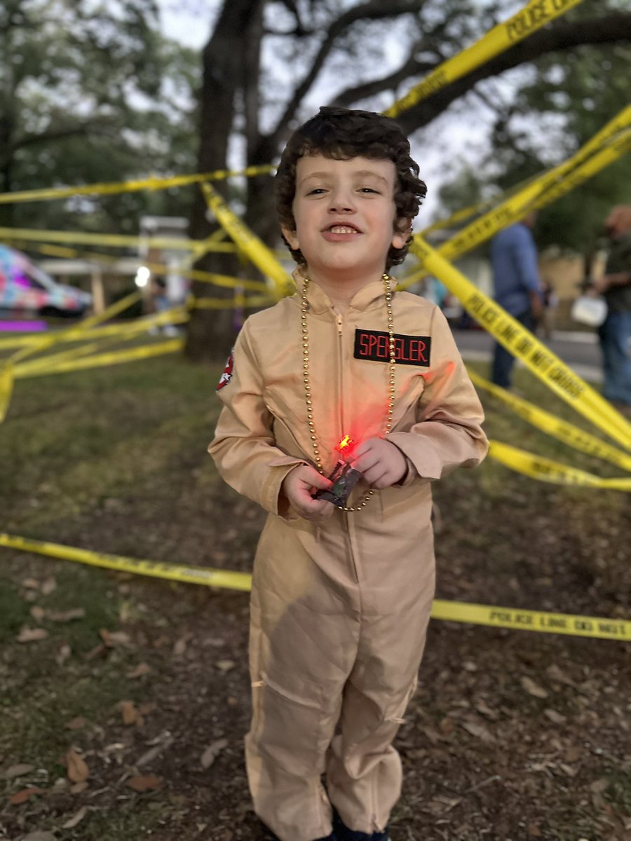 cherishlombard's tweet photo. Happy Halloween! 👻 
#ghostbusters #halloweencostume #halloween #halloween2023 #boo #trunkortreat #trickortreat #foryou #costume #HappyHalloween https://t.co/29PRKCGlye