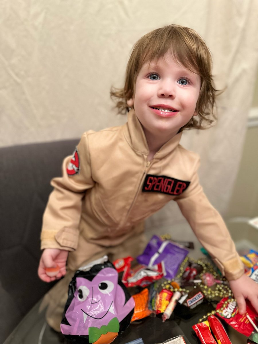 cherishlombard's tweet photo. Happy Halloween! 👻 
#ghostbusters #halloweencostume #halloween #halloween2023 #boo #trunkortreat #trickortreat #foryou #costume #HappyHalloween https://t.co/29PRKCGlye