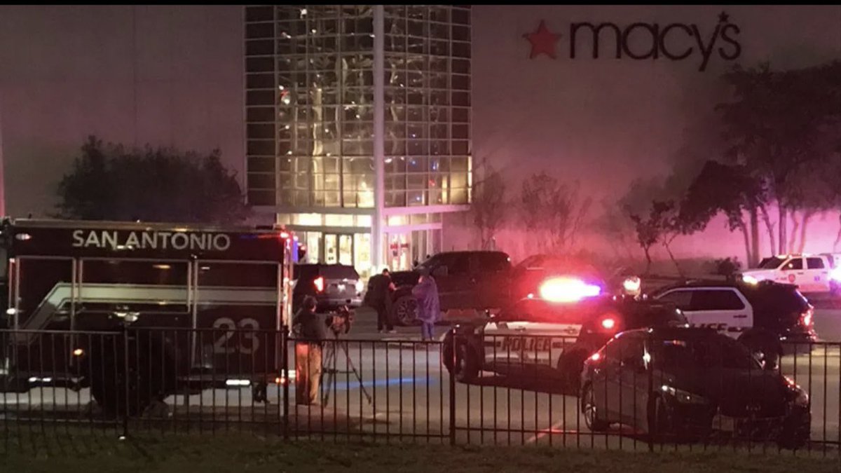 CamillaR_TV's tweet photo. NORTH STAR MALL SHOOTING:
Loss prevention officer shot, SAPD says. Two suspects on the run. . @KABBFOX29 #FoxSA
https://t.co/QjWebwwa4d https://t.co/cYugKE38y9