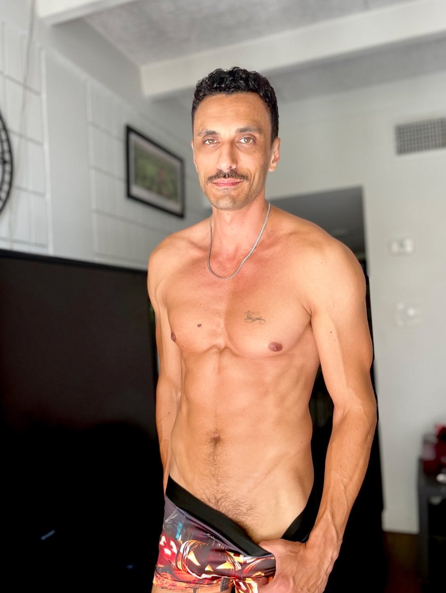 CastroCovington's tweet photo. Happy Halloween 🎃 cuz I know y’all like pumpkin spice #Halloween #pumpkinspice #latino #man #mustache https://t.co/N3UlPh6wOV