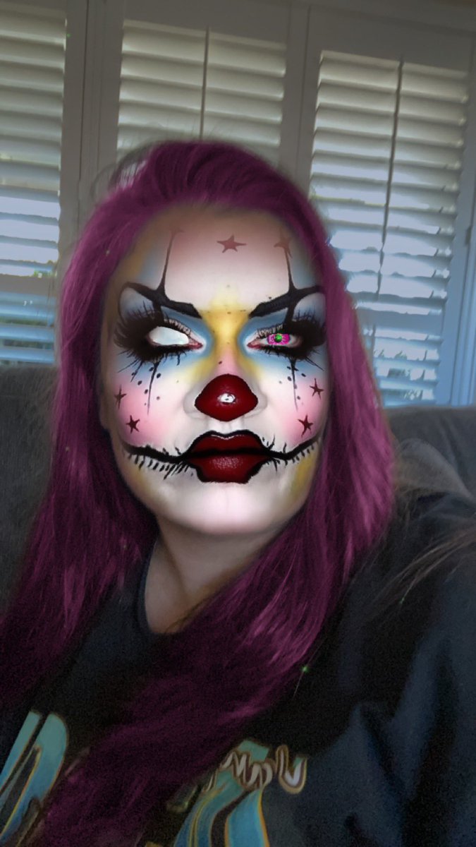 Heather Roberts 💜 tweet media