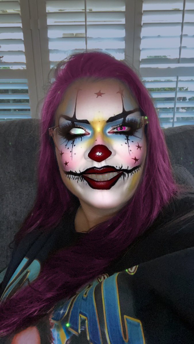 Heather Roberts 💜 tweet media