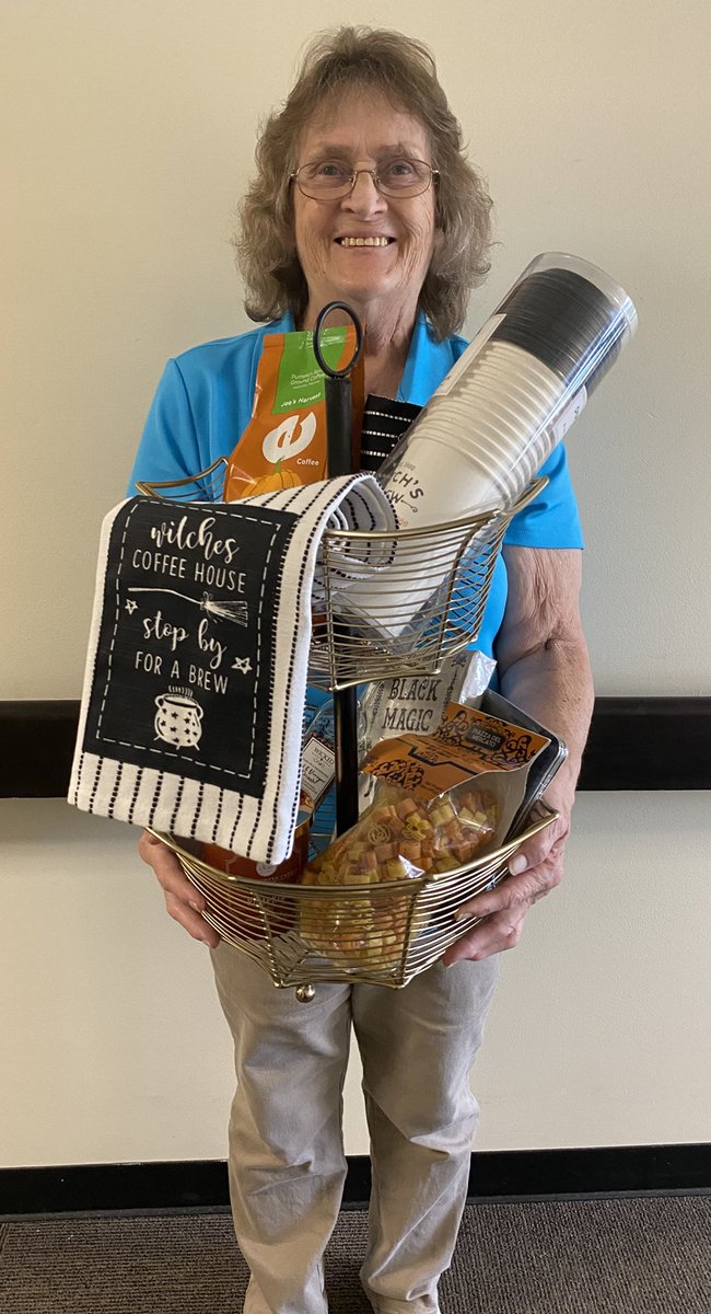 Congratulations to our candy donation winner, Paula! Thank you to everyone that took the time to donate candy for our Trunk or Treat event! 

Continue to follow our page to keep up with our upcoming events! #WhatsHappeningAtHarrisonSprings
#SeniorLiving
#TrilogyLiving