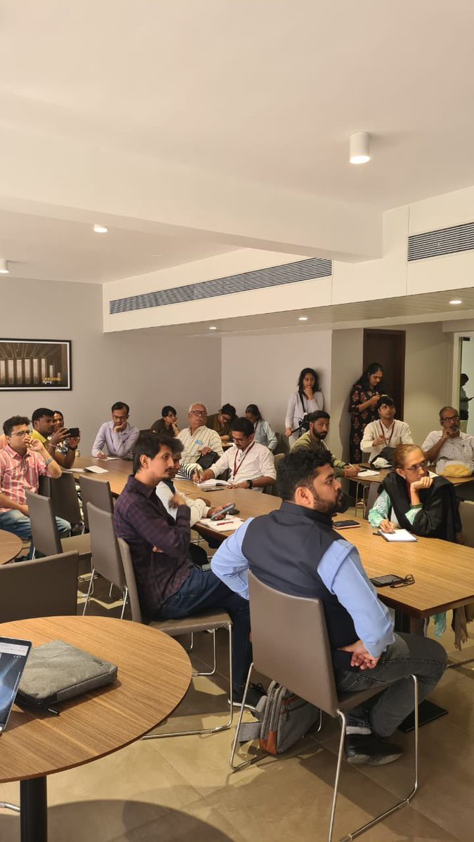 prchoudhury's tweet photo. So excited to have the 7th @IndiaLandConf kick start at @FLAMEUniversity today with full houses. 

We are going to have 46 parallel &amp; 4 plenary sessions with about 217 presenters/panelists including 90 women over 3 days https://t.co/9hOsyznM3p