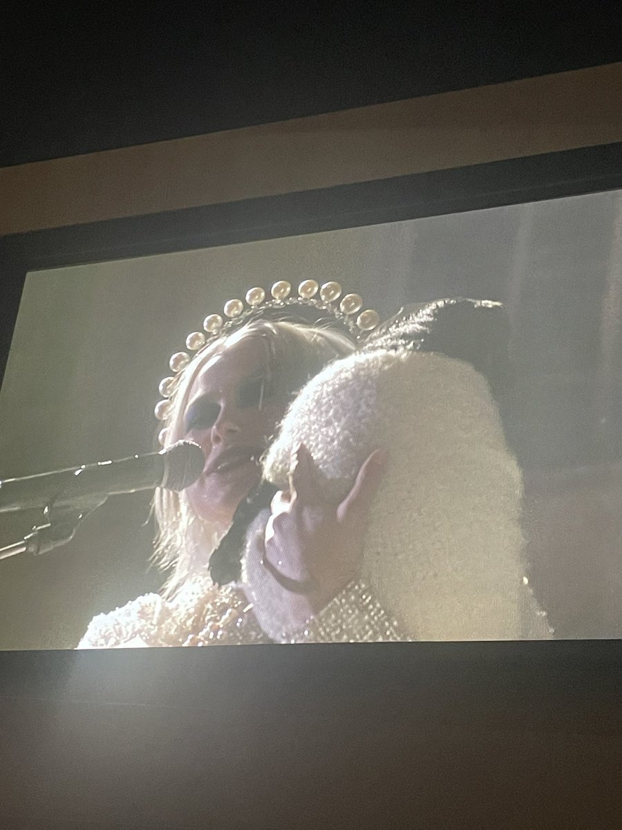 ‼️ Maxine is the Lamb of God ‼️