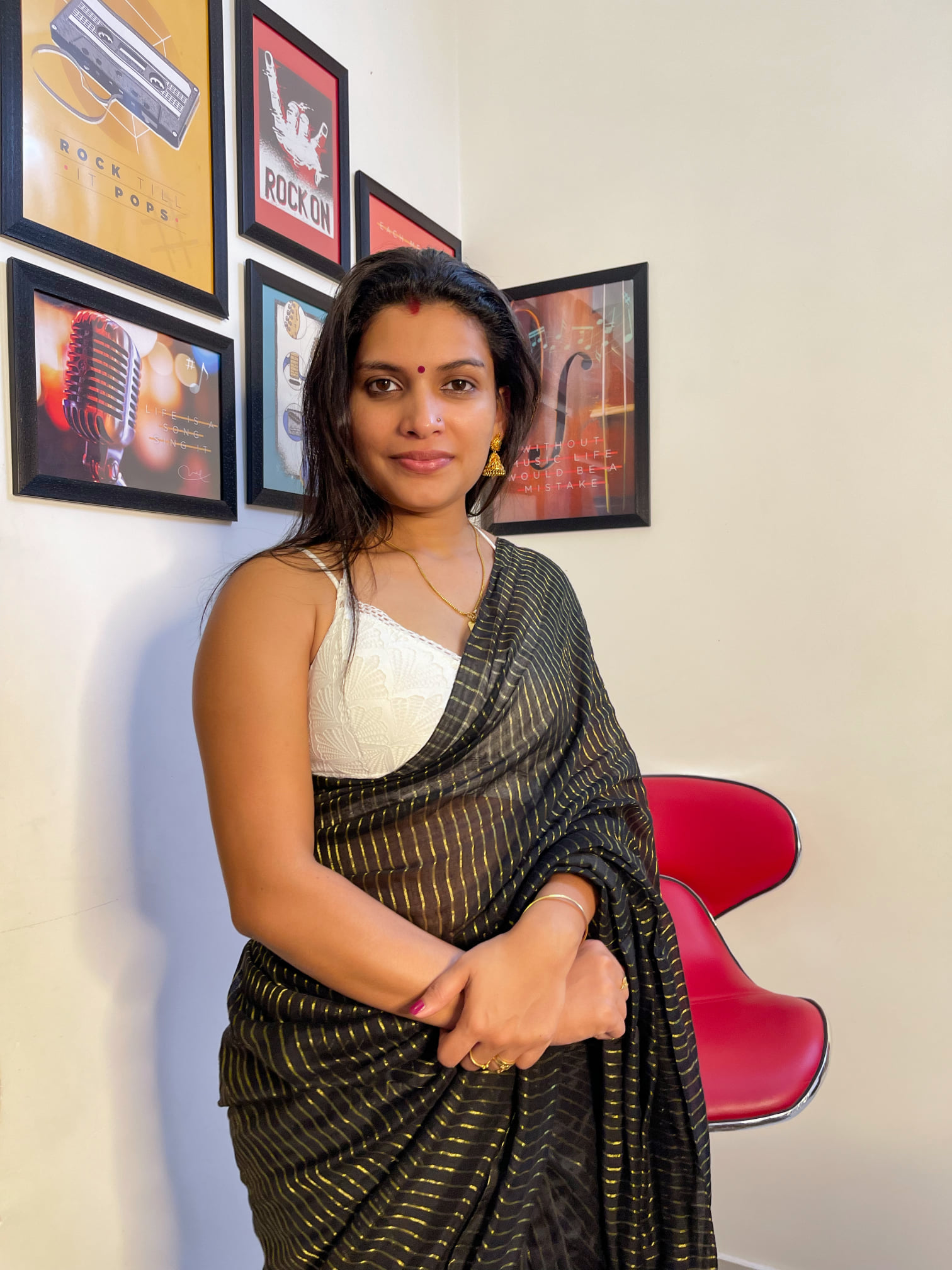 Mallu Model Rasmi Nair | iiQ8 Entertainment Malayalam Actress