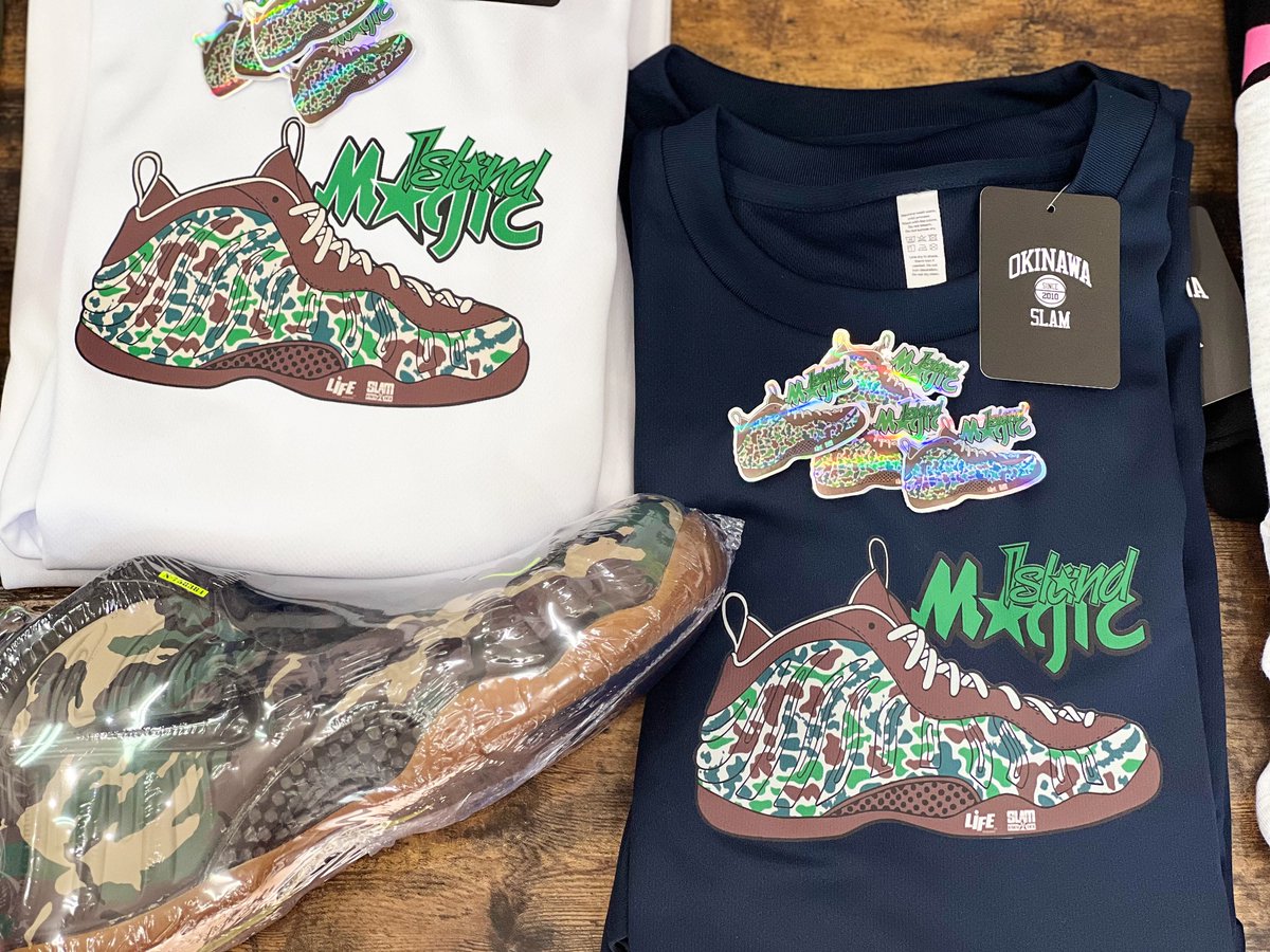 SLAMJAPAN's tweet photo. 【Island Magic L/S】
@lifedailywear × @slam_okinawa
コラボロングスリーブ‼︎
サイズ欠けや在庫少なくなってきております‼︎
プリズムステッカーも数量限定配布ですので
お早めにGETしちゃってください‼︎
#SLAM #SLAM那覇店 #lifedailywear #islandmagic #formposite https://t.co/nASWiLV13N