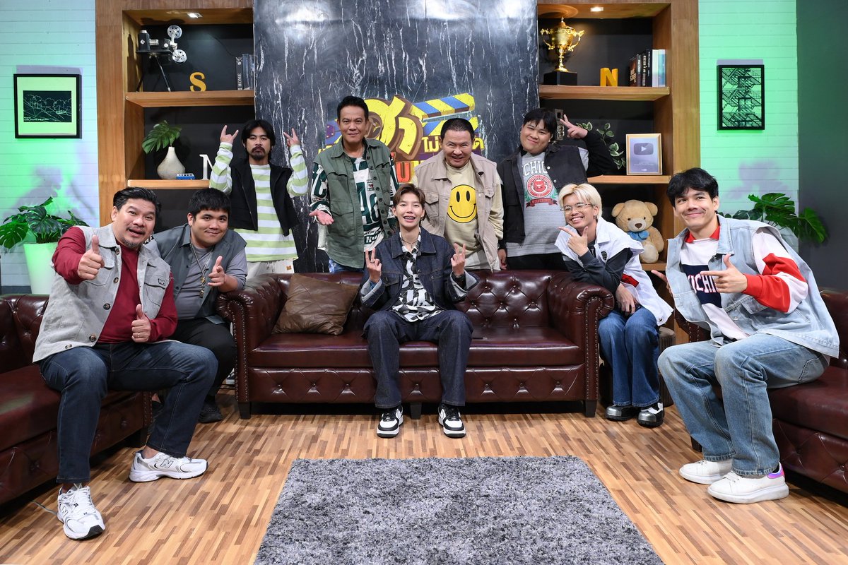 Ting_ThinkThing's tweet photo. ป๊ายปาย โอริโอ้ บุกเดี่ยวร่วมแจมความฮา พร้อมพกความกวนมาป่วนแก๊งตลกรุ่นพี่แบบจัดเต็ม ใน “บริษัทฮาไม่จำกัด จัดเต็ม” วันเสาร์ที่ 4 พ.ย.นี้ 13.00 น. ทางไทยรัฐทีวี กดหมายเลข 32

#ป๊ายปายโอริโอ้ #บริษัทฮาไม่จำกัด https://t.co/CbmbiB77Nv