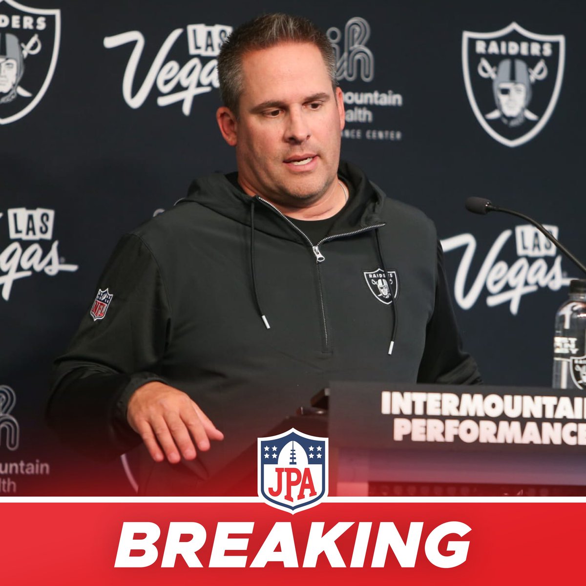 𝗕𝗥𝗘𝗔𝗞𝗜𝗡𝗚: The #Raiders are firing head coach Josh McDaniels and GM Dave Ziegler, per <a href="/AdamSchefter/">Adam Schefter</a> 

WOW! JUST WOW.