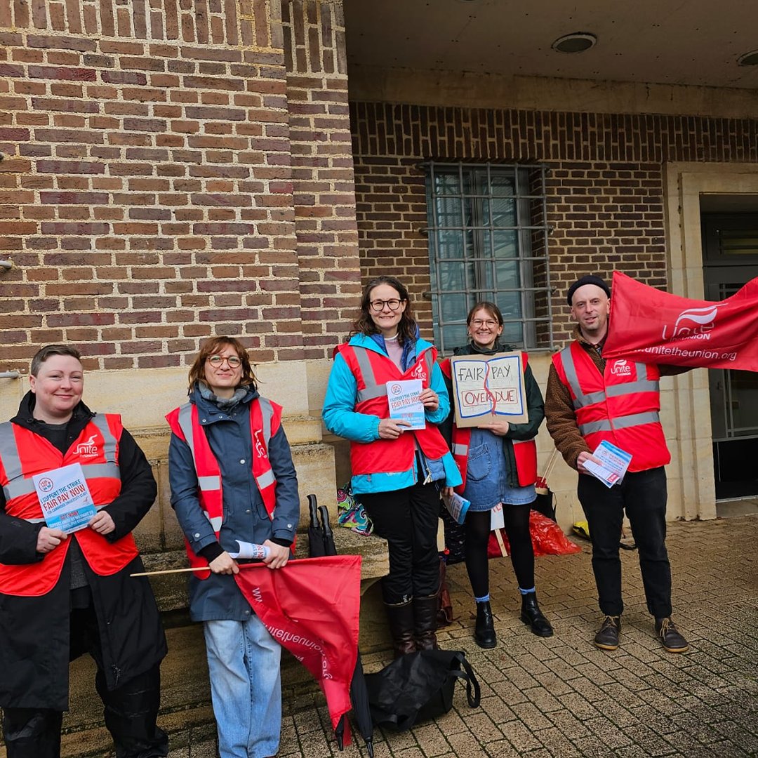 UniteLondonEast's tweet photo. Our strike today emphasises that workers are the backbone of Cambridge University. Fitzwilliam and Sedgwick Museums will remain closed until this wealthy institution recognises and fairly compensates its staff. https://t.co/v2K6ILRHVc