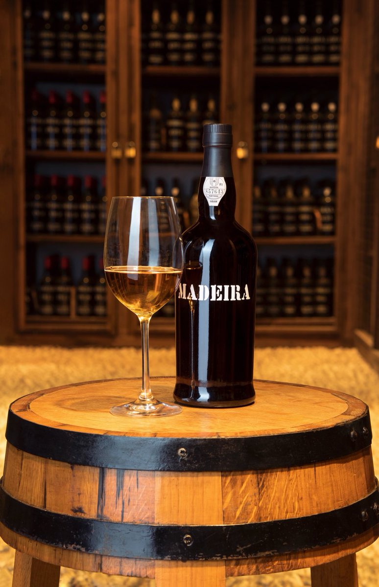 Roll up to the Madeira Wine Experience near Waterloo on 16 November evening! I’ll be co-hosting and there are lots of stands of fabulous Madeira wines to sample. Tickets at linktr.ee/MadeiraWineExp… #MadeiraWine #Madeira