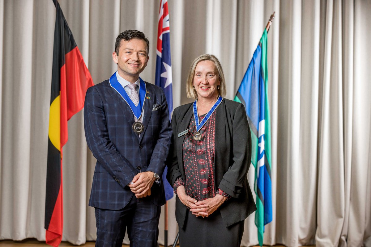 HumeCityCouncil's tweet photo. Meet the new Mayor of Hume City Cr Naim Kurt: 

"I'm delighted to serve alongside returning Deputy Mayor Cr Karen Sherry."

"My family roots run deep in this community. There’s not a suburb on this side of town my family hasn’t lived in.

Read more
https://t.co/yYF74ExPaX https://t.co/qZUW5uljnO