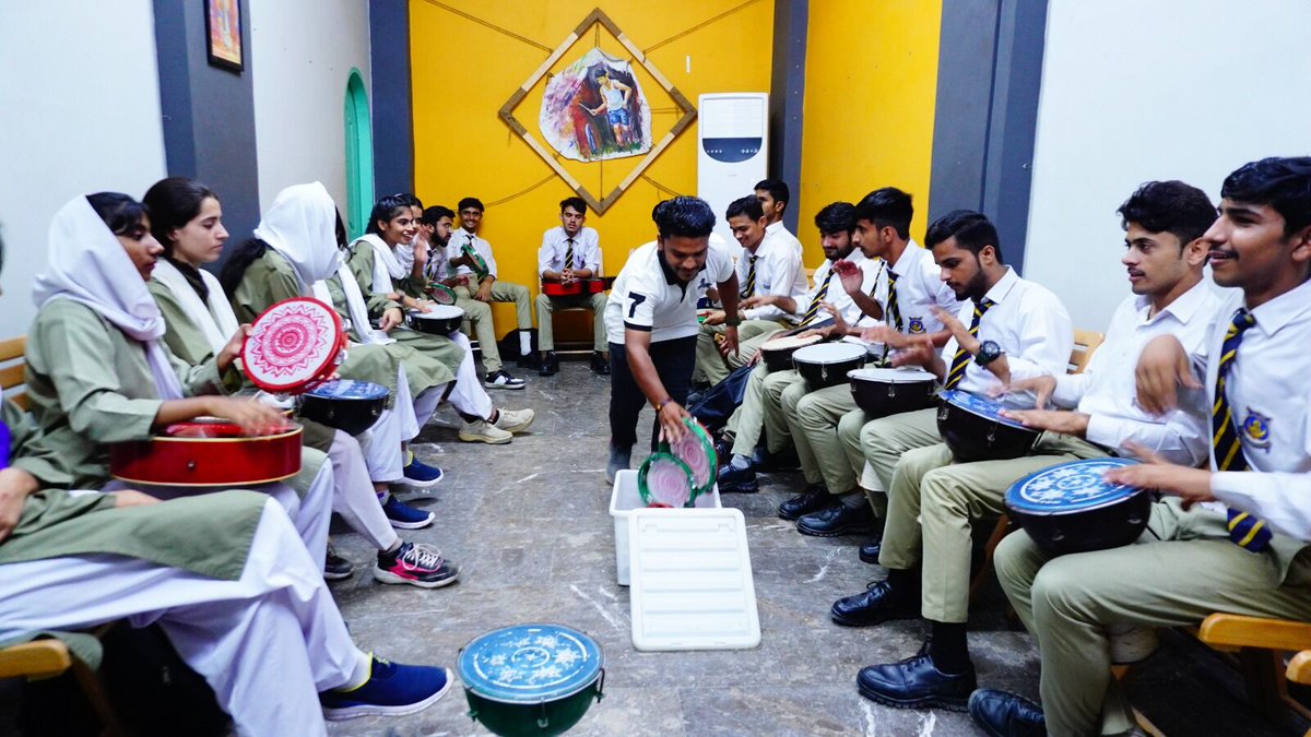 NJVSchool's tweet photo. Our higher-grade students had an incredible visit to Mehr Ghar, this organizations supporting and promoting local artists. We're immensely grateful for their warm hospitality and their commitment to creating opportunities for our youth.
#NJV #CEP #Akhuwat #MehrGharVisit https://t.co/qqqitF066z