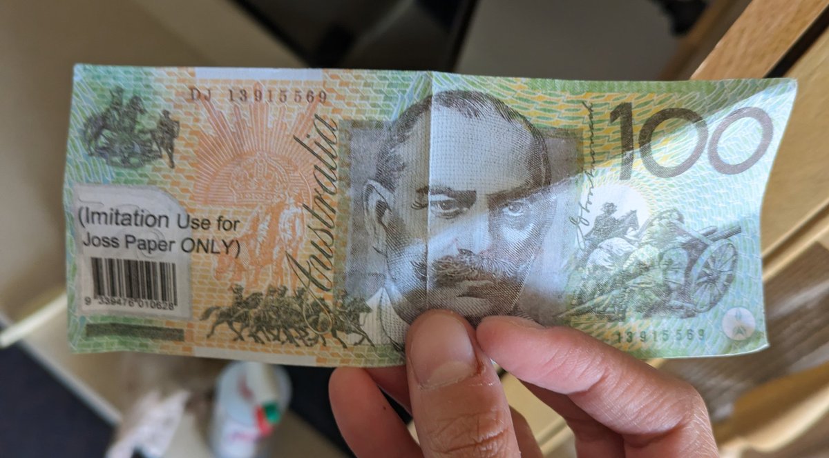lioiroco's tweet photo. Someone gave me a tip (?) https://t.co/M5SymaX1LE