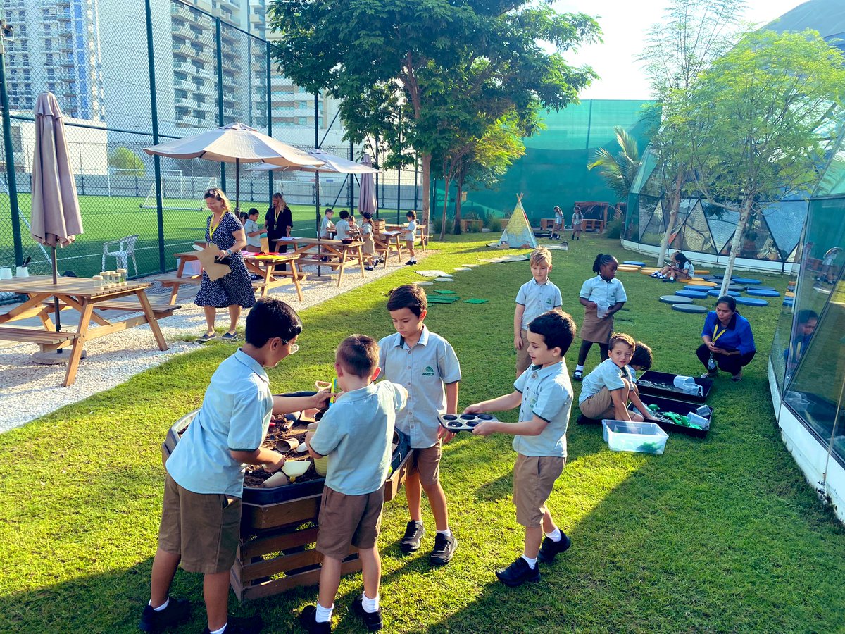 ArborPrimary's tweet photo. A beautiful moment to capture here @ArborDubai💚in the morning sun🌅… an authentic #placebasedlearning🇦🇪🌴🐢opportunity where #everychild🧒🏿👦🏼👧🏽 is fully #engaged🙌🏾 and #inspired💫 as young #Arborists♻️. The depth of #language🔤 and #thought🧐 was #phenomal🥇💥🚀!#Thankyou🙏🏼🌿🏆 https://t.co/GGUtwQTOaa