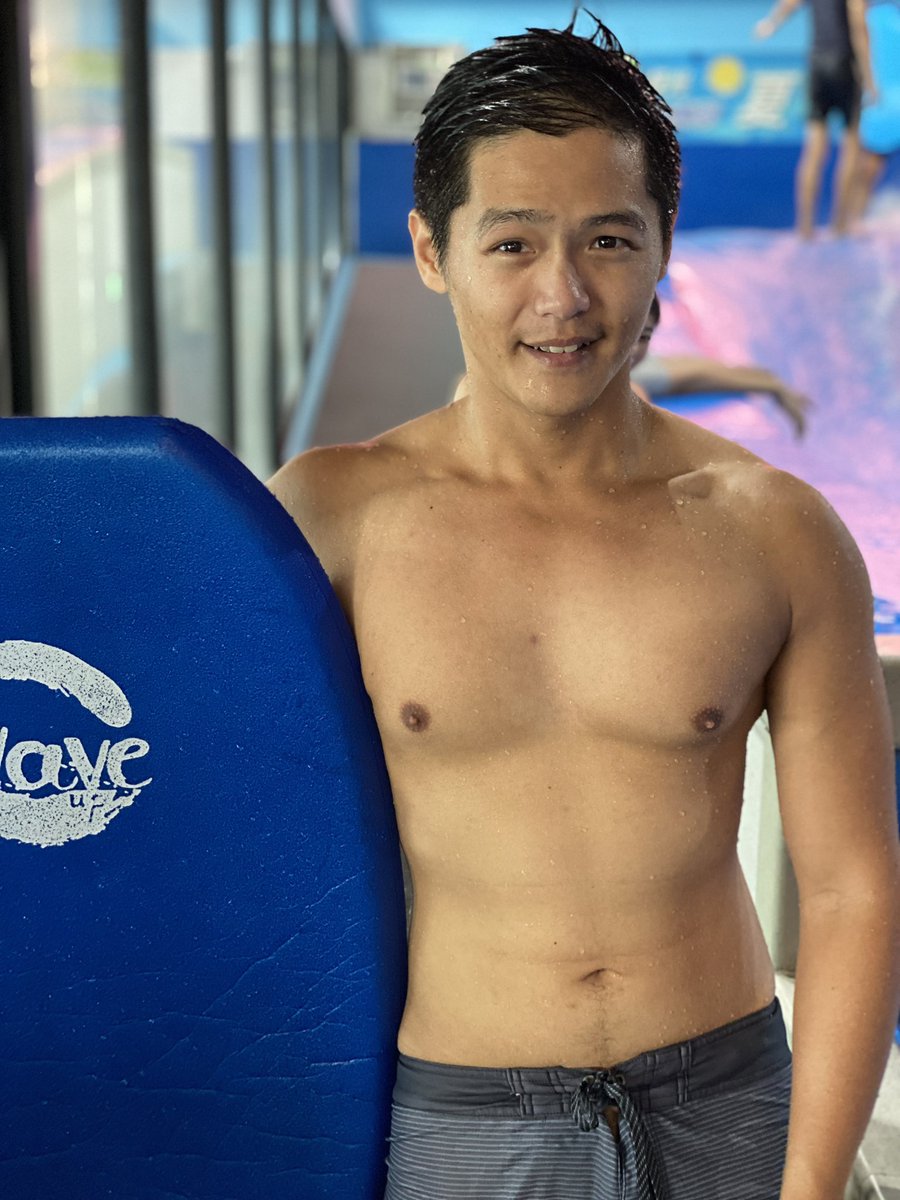 原本想吃大餐，但看看肚肚跟荷包，還是算了🥲