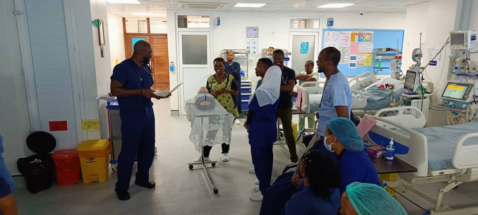 Deolu Aromolaran, MD, MHS (@dealornodeolu) on Twitter photo Had a very successful first multidisciplinary sim on approach to desaturations in an intubated child with the good folks at <a href="/MuhimbiliTaifa/">Muhimbili National Hospital</a> PICU
#globalhealth #sim #pedscrit #picu <a href="/EmoryPedsICU/">Emory/Children’s PICU Fellows</a> Had a very successful first multidisciplinary sim on approach to desaturations in an intubated child with the good folks at <a href="/MuhimbiliTaifa/">Muhimbili National Hospital</a> PICU
#globalhealth #sim #pedscrit #picu <a href="/EmoryPedsICU/">Emory/Children’s PICU Fellows</a>
