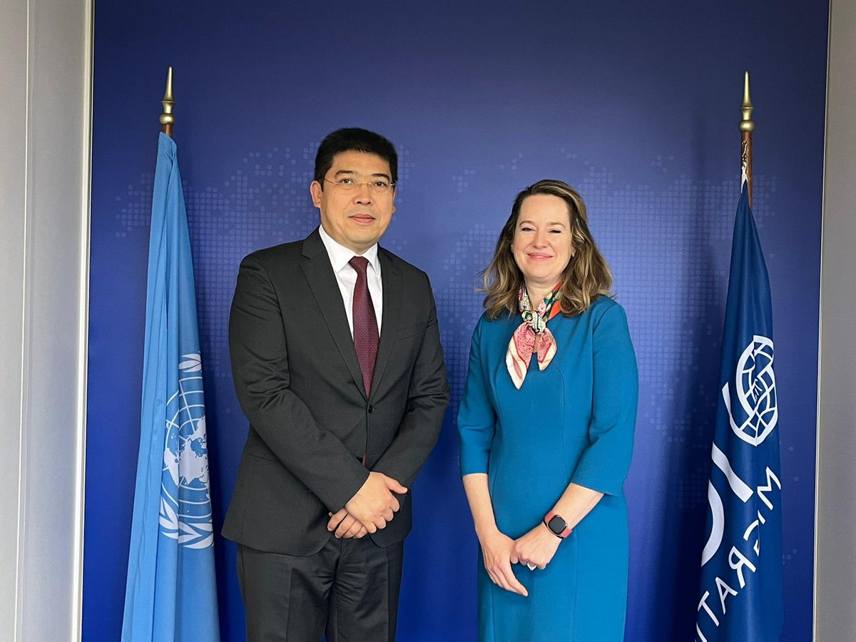 KazAmbUNOG's tweet photo. Had a very productive and warm meeting with @IOMchief Amy Pope. Delighted to see that we are on the same page. We look forward to building on our partnership to improve protection of migrants &amp; drive forward the #AlmatyProcess. https://t.co/WZvLKmQgOx